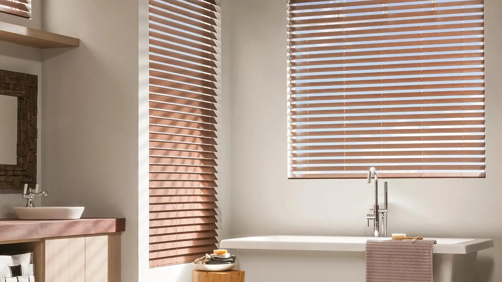 Beautiful wood blinds 1 - Zendecor advisory articles